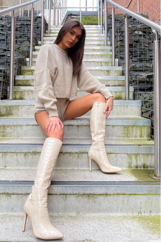 Faye Loungewear Top & Shorts Set